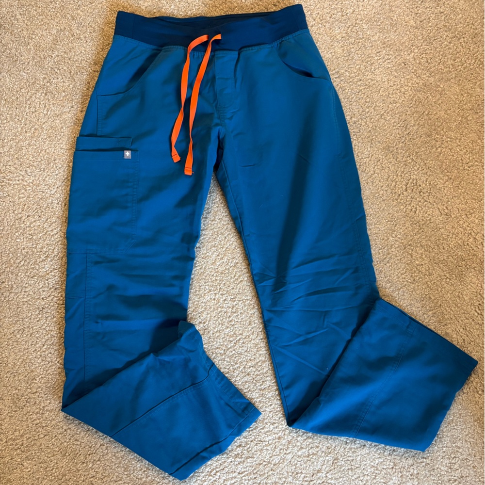 Figs Kade Cargo Scrub pants, color Deep Reef